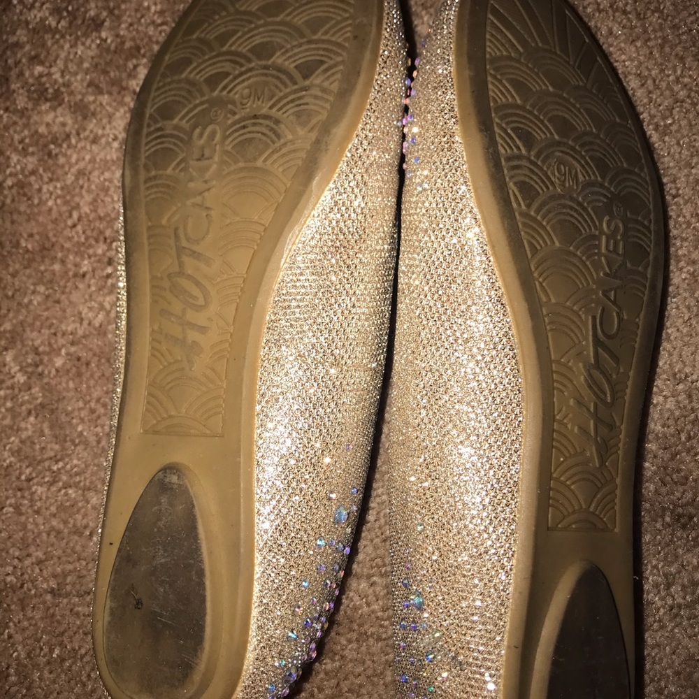 Flats - Picture 2 of 2